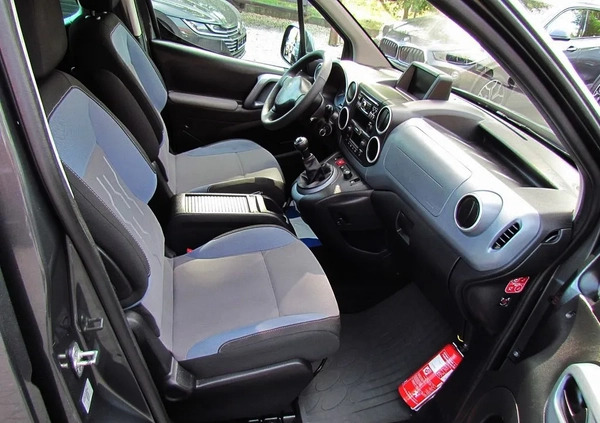 Peugeot Partner cena 28800 przebieg: 235000, rok produkcji 2013 z Kłobuck małe 466